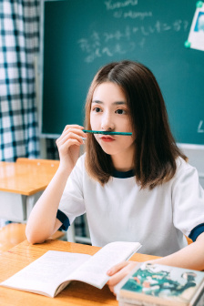 与僧侣结合的色欲之夜